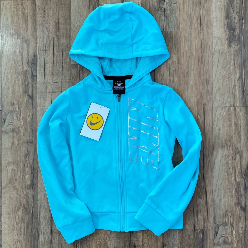 🆕 NWT Nike Drifit hoodie